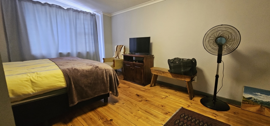 1 Bedroom Property for Sale in Middedorp Western Cape